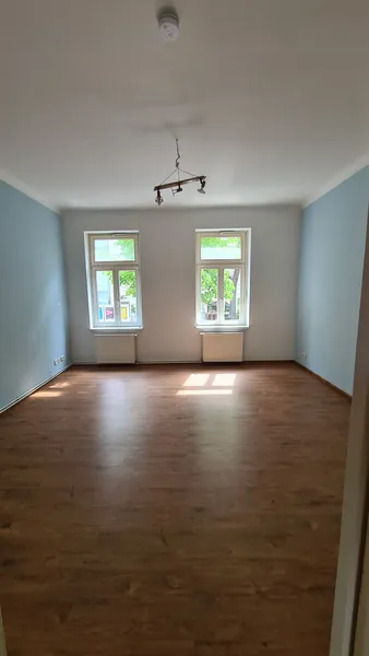 Gepflegte 1-Zimmer-Hochparterre-Wohnung mit Einbauküche in Weißensee, Berlin — photo 1